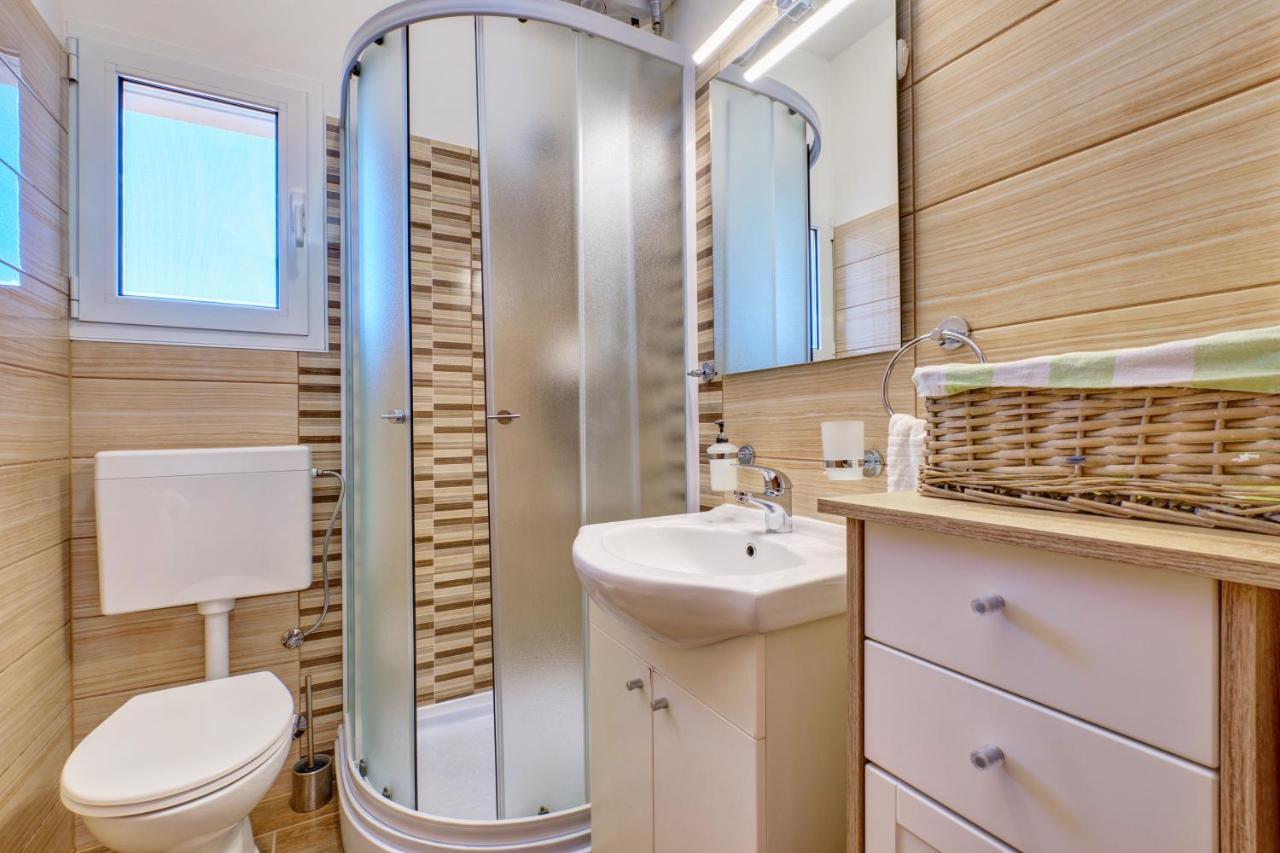 Apartment Tena Veli Lošinj Eksteriør billede
