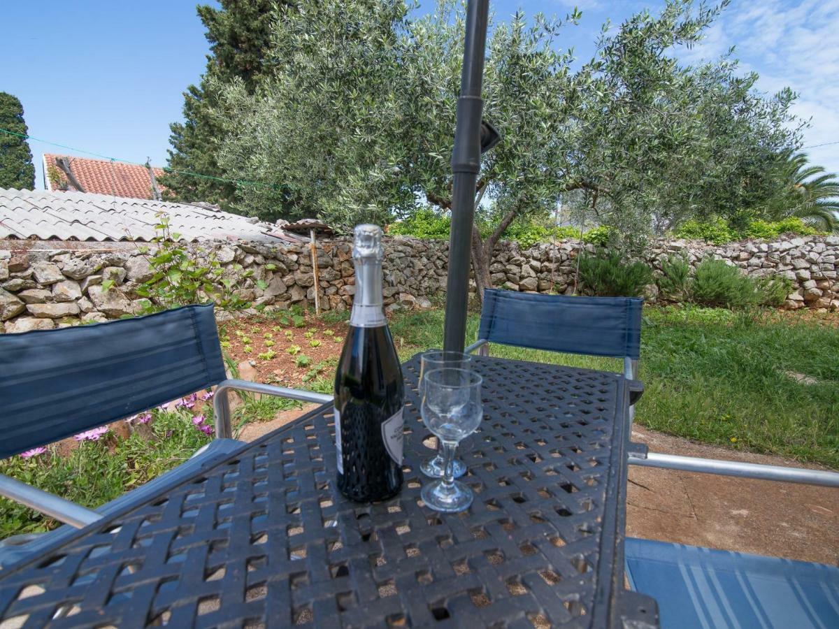 Apartment Tena Veli Lošinj Eksteriør billede